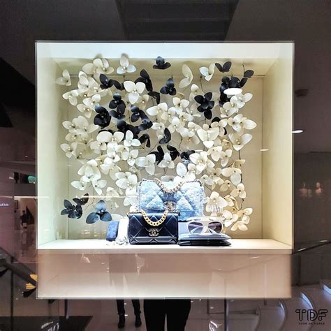 Chanel Displays 